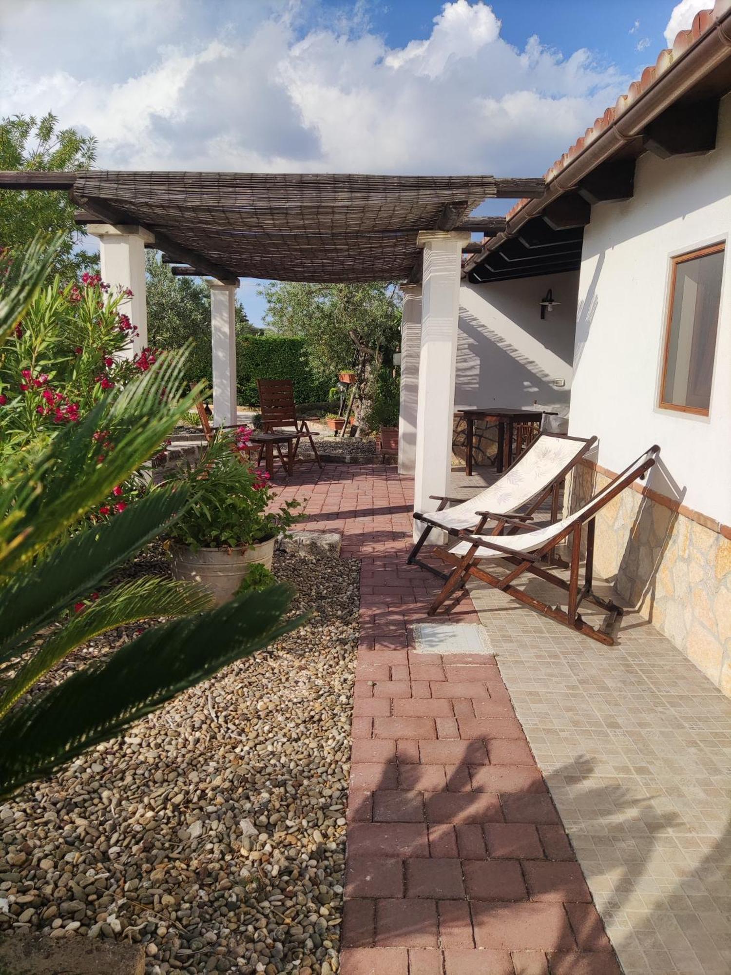 Villa Giulia B&B Castellana Grotte Bagian luar foto