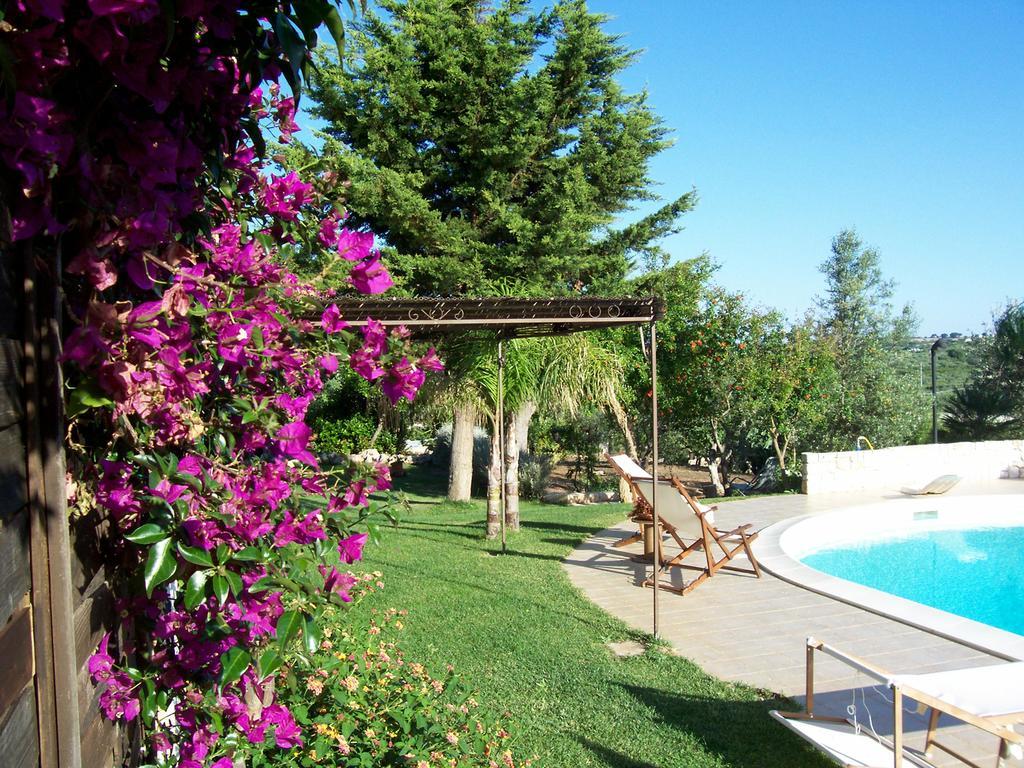 Villa Giulia B&B Castellana Grotte Bagian luar foto